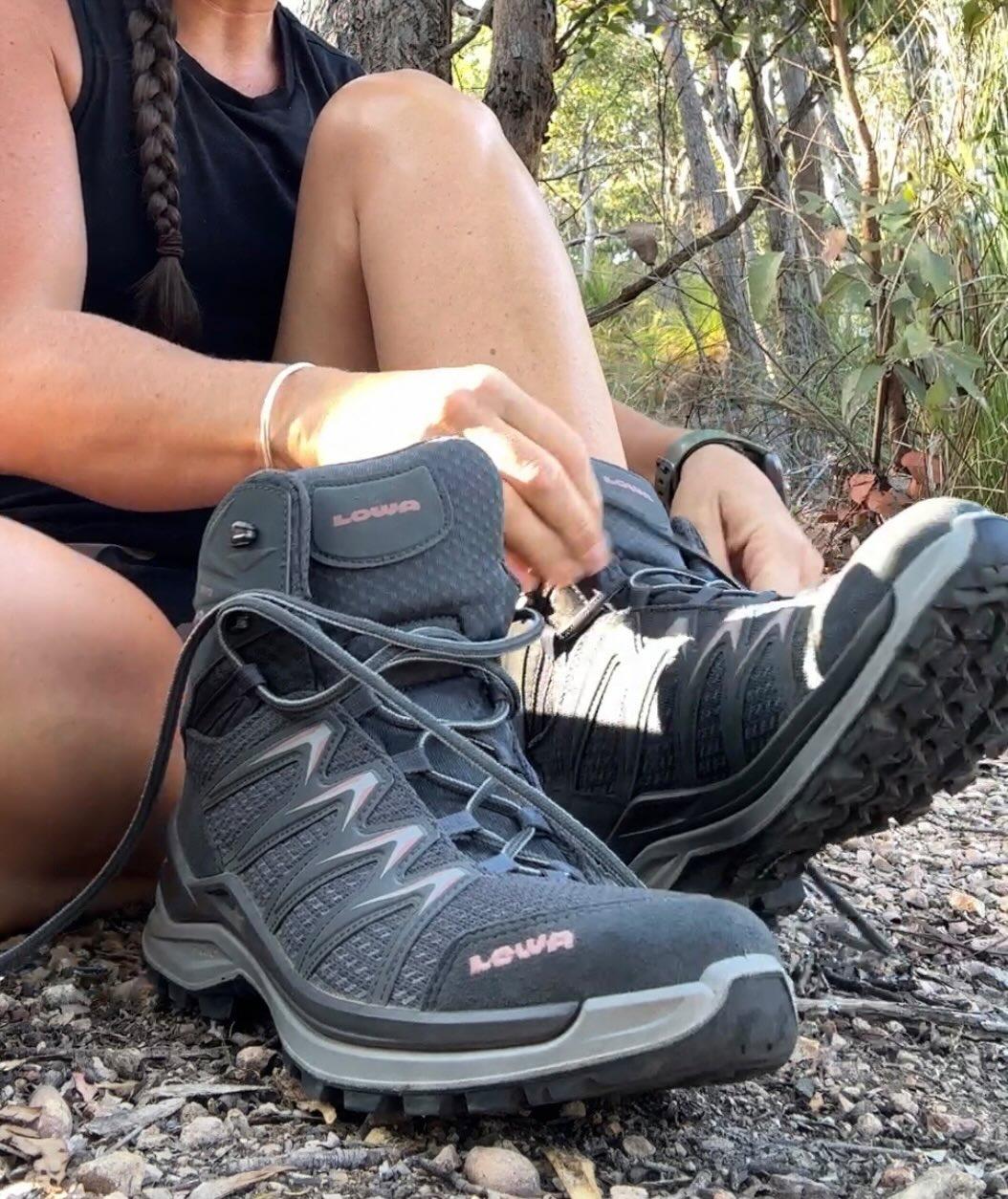 Hiking Boot Lowa Vegan Boots Innox Pro GTX® MID Women's – LOWA