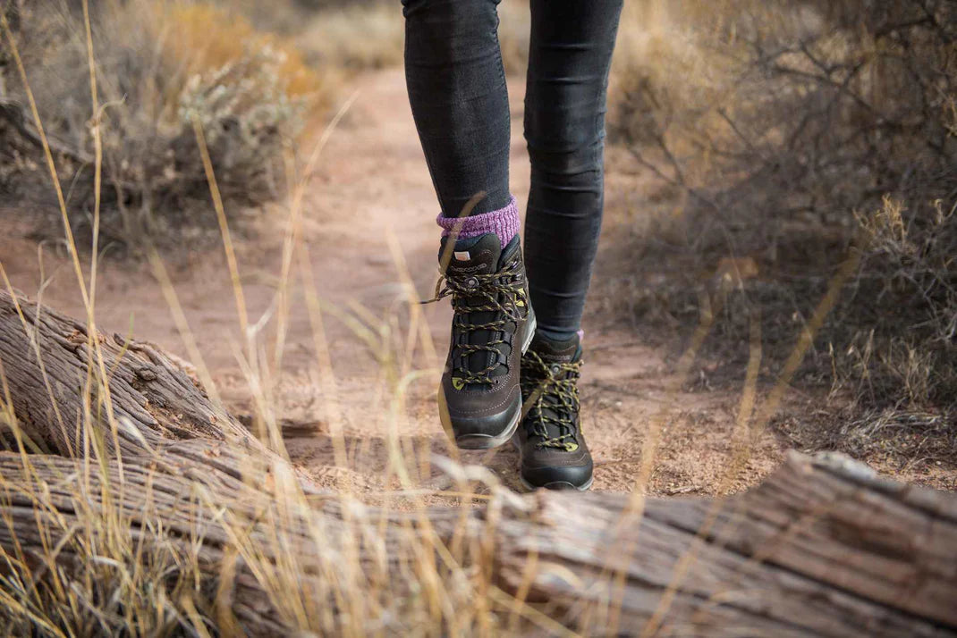 Hiking boots womens near top me