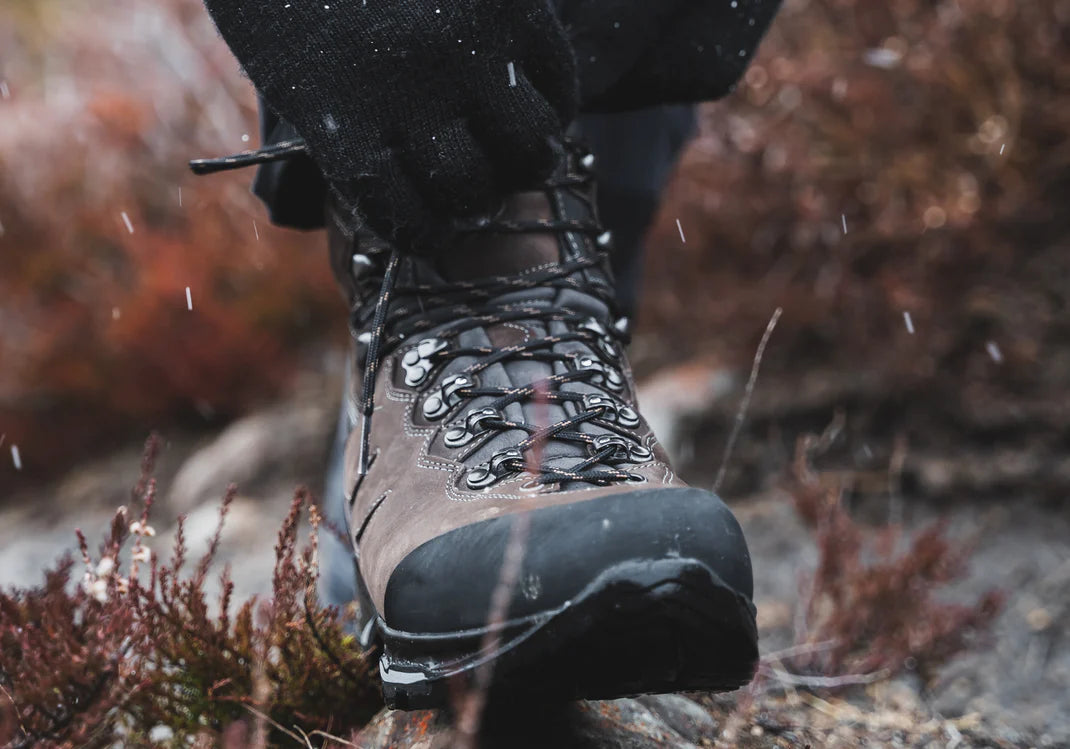 Heavy Duty Hiking - Men – LOWA Boots Australia