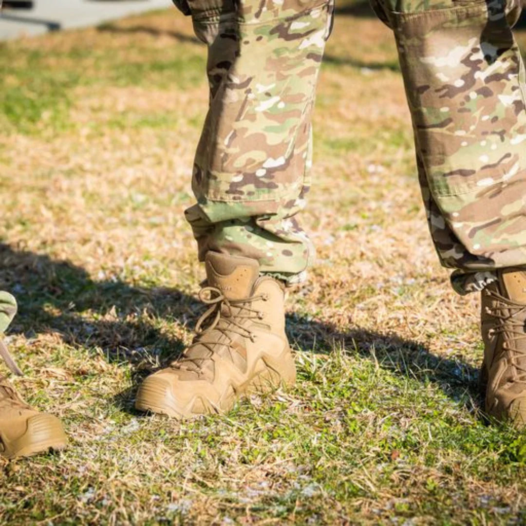 Purchase the Lowa Boots Zephyr GTX Hi desert by ASMC